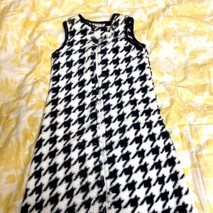 Zzzipme sack: houndstooth fleece sleep sack